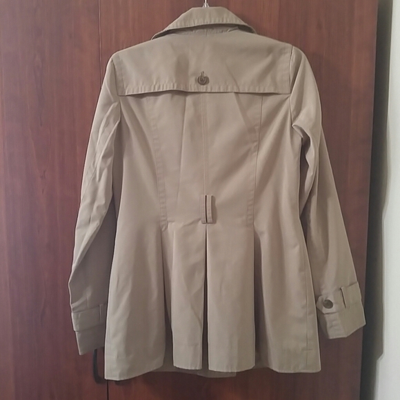 Worthington Medium Water Resistant Short Trench Coat Size Medium - Picture 3 of 4